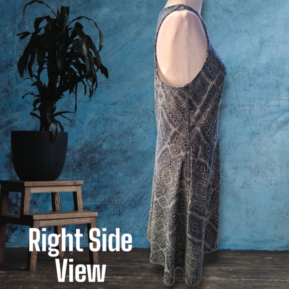 H&M Sleeveless Below Knee A-Line Dress Dark Blue Pattern Size Large - Picture 6 of 9